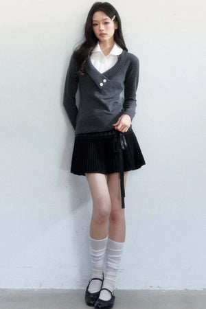 Unfinished Korean Decorative Collar Blouse