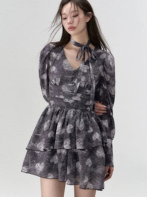 V-neck large floral waist long sleeve dress