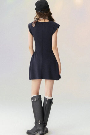 V Neck Waist-Cinching Knit Dress