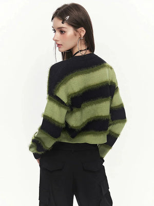 Versatile Stripe Short Knitted Shirt