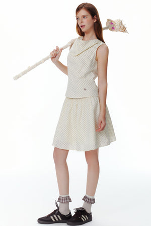 Vintage Chic Sleeveless Swing Top