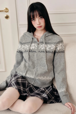 Vintage Hooded Slim Sweater