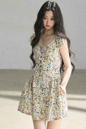 Youthful Floral Puffy Dress