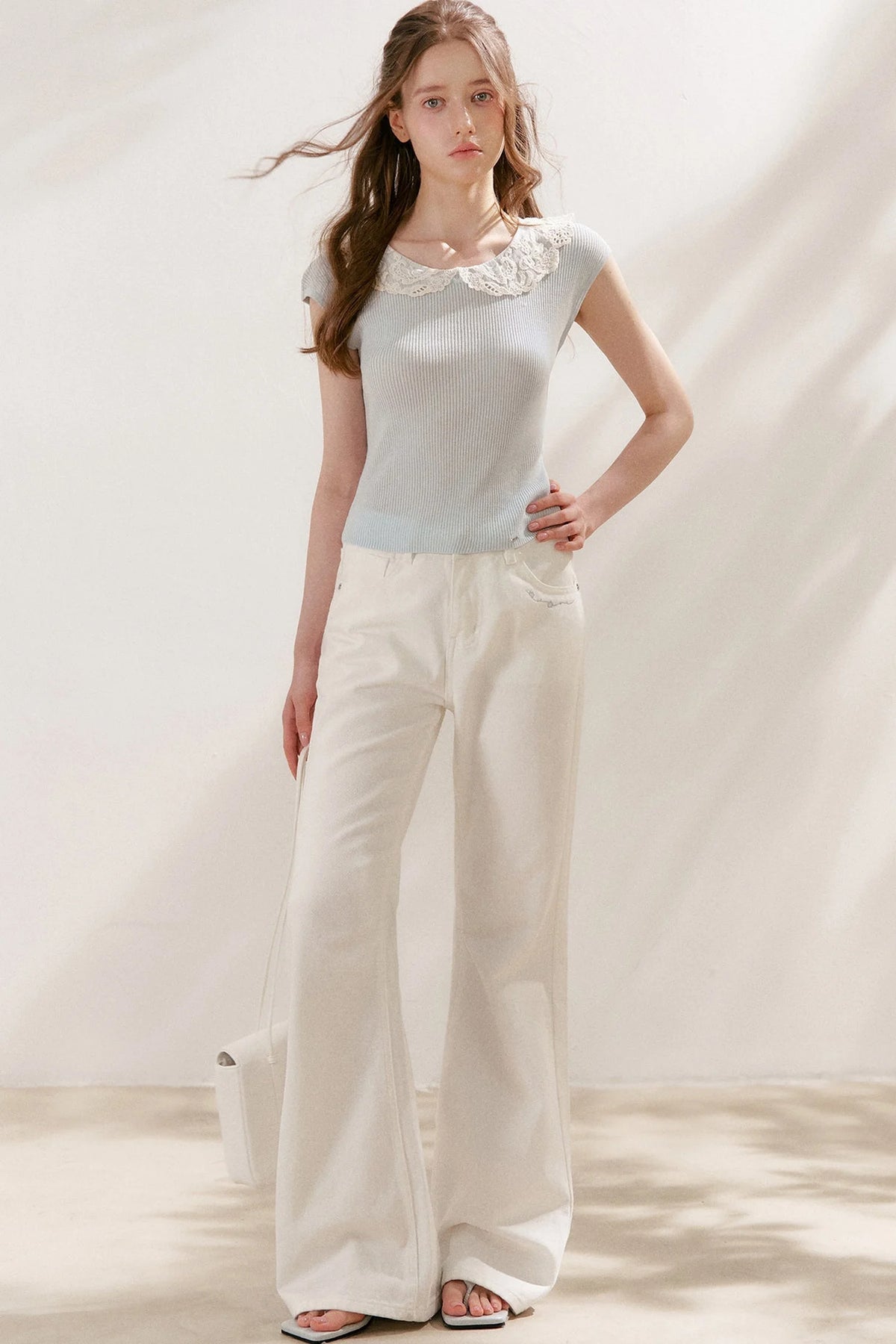 100% Lyocell Lace Collar Short-Sleeve Top