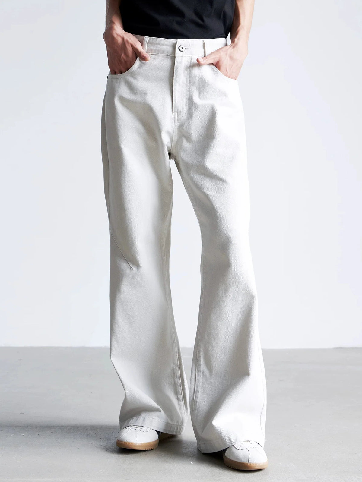 Ivory Coastline Wide Barrel Jeans