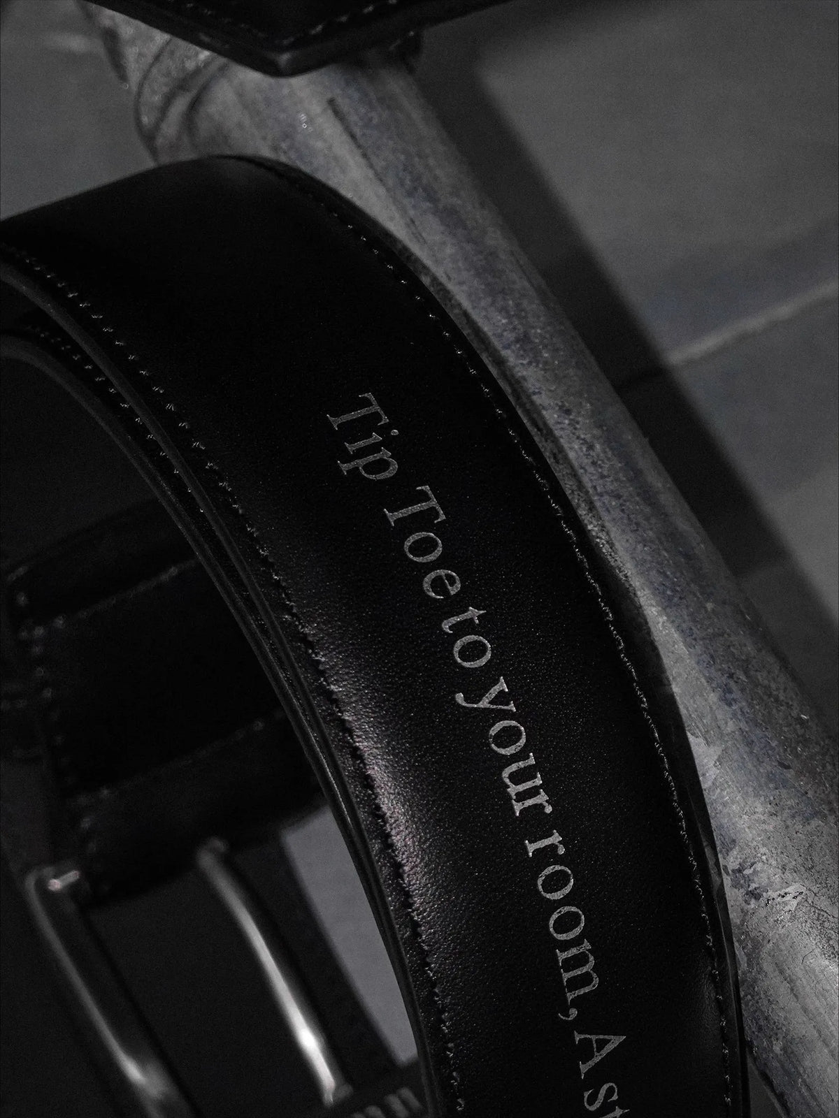 Classic Full-Grain Leather Belt