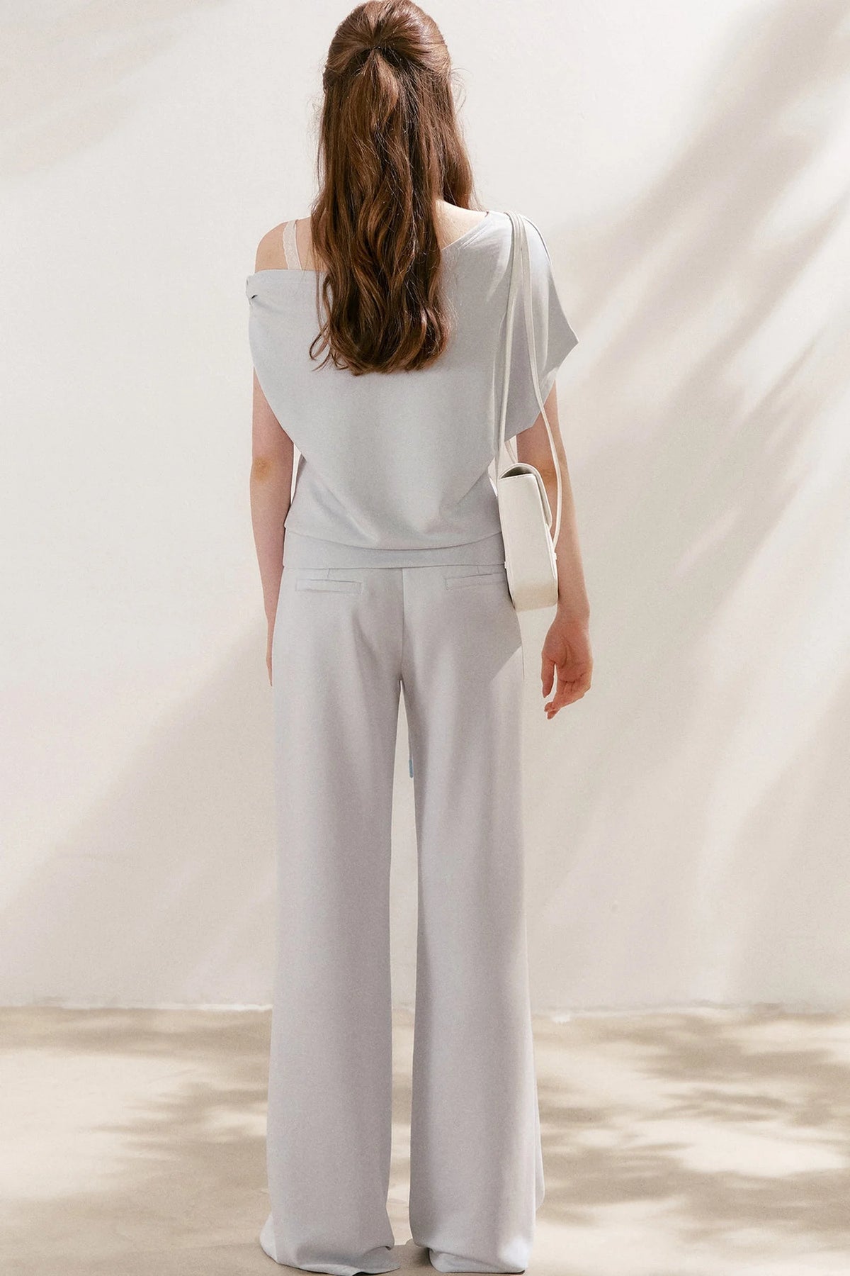 Air-Layer Asymmetric T-Shirt And Trousers Set-Up