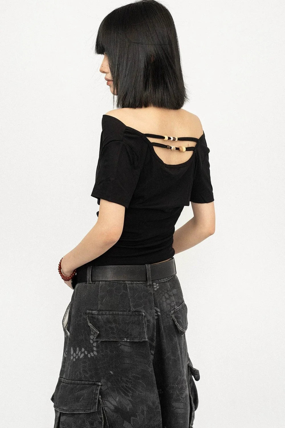 American Retro Off-Shoulder T-Shirt