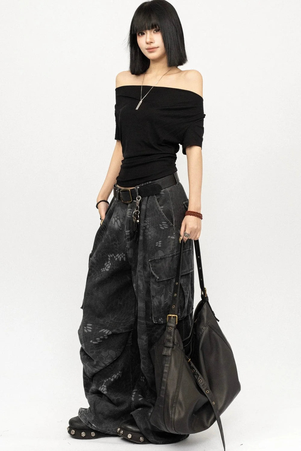 American Retro Off-Shoulder T-Shirt