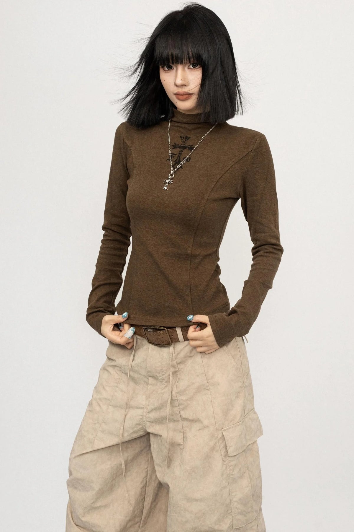 Autumn Vintage Spice Black Shoulder T-Shirt