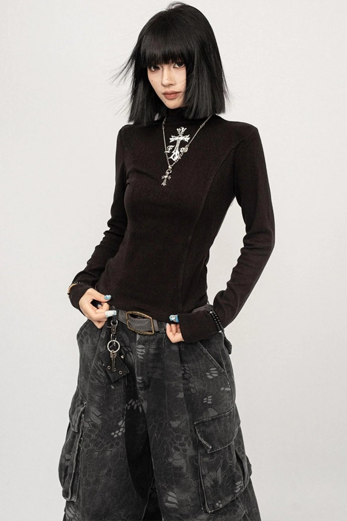 Autumn Vintage Spice Black Shoulder T-Shirt