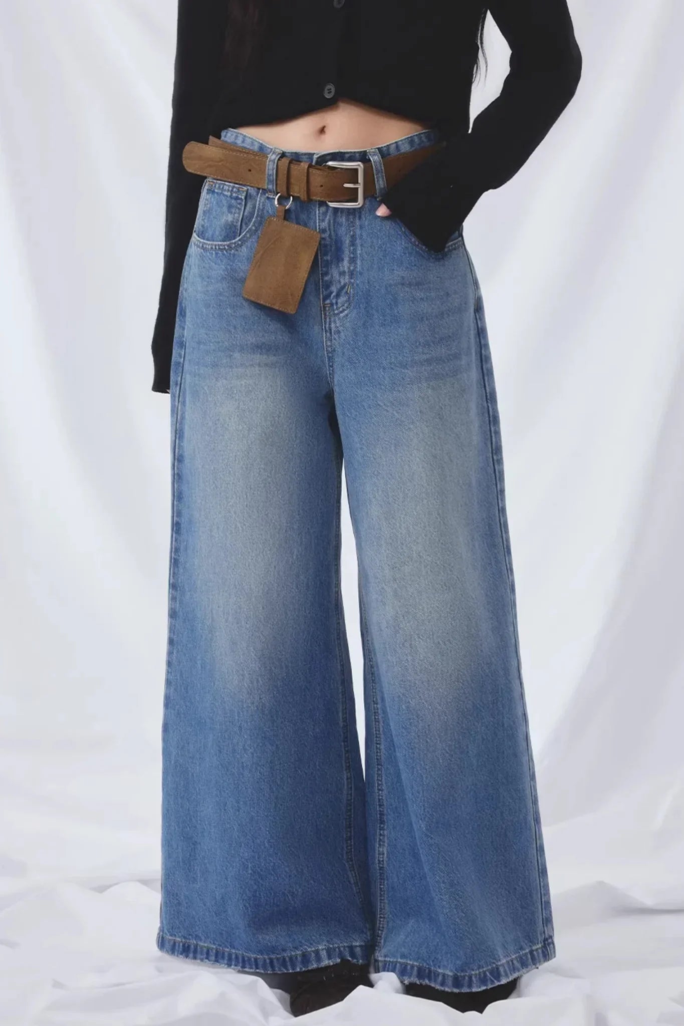 Basic Blue Wide-Leg Jeans