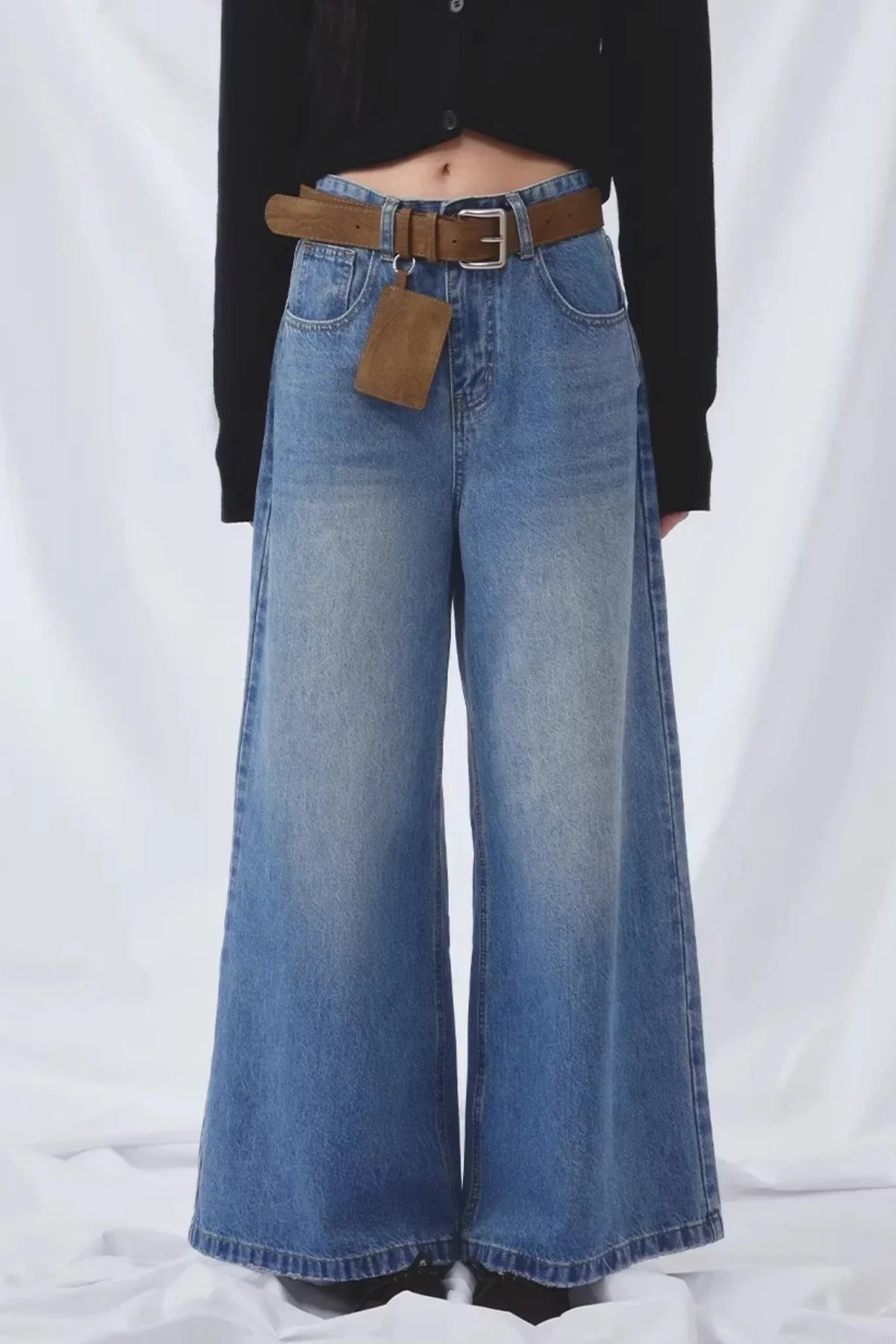 Basic Blue Wide-Leg Jeans