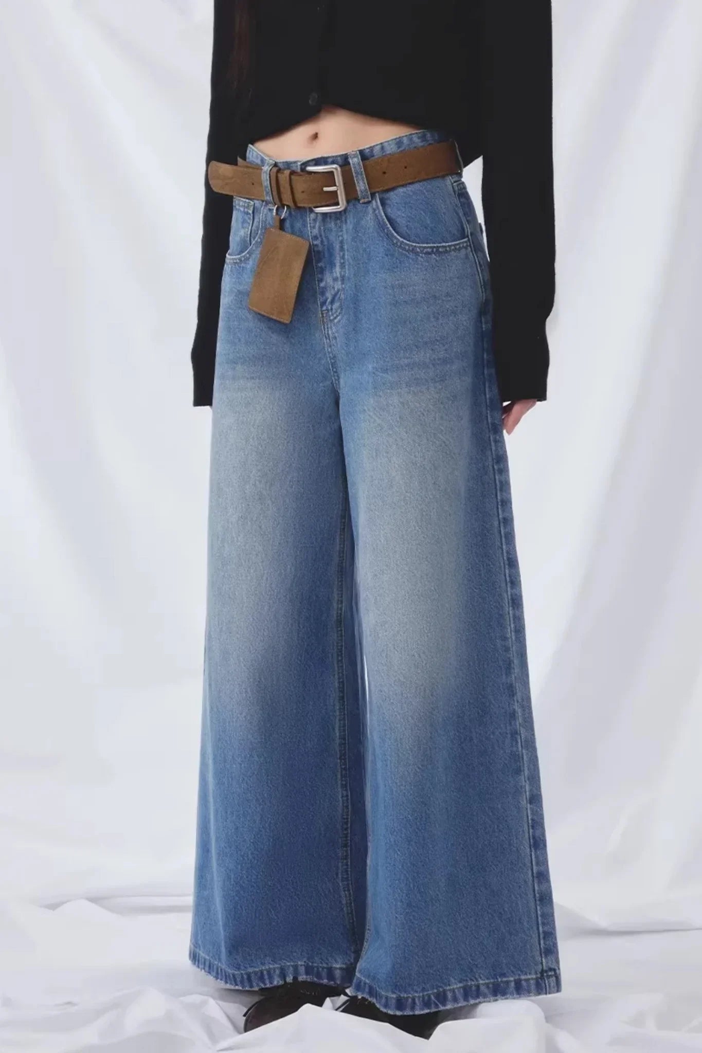 Basic Blue Wide-Leg Jeans