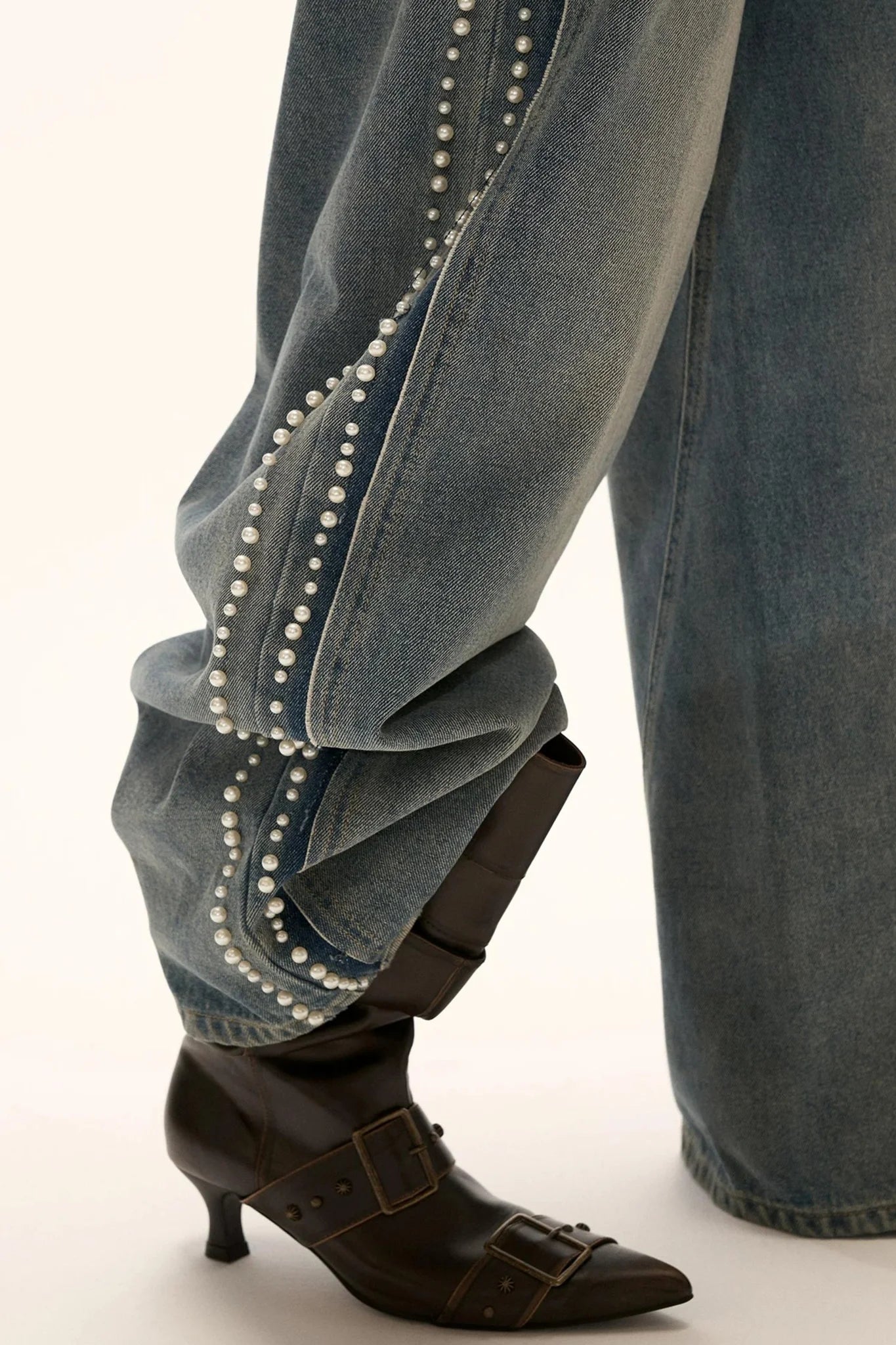 Beaded Retro Washed Jeans