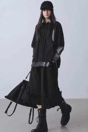 Black High-Waisted Wide-Leg Pants