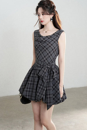 Black Plaid Sleeveless Bow Petal Hem Dress