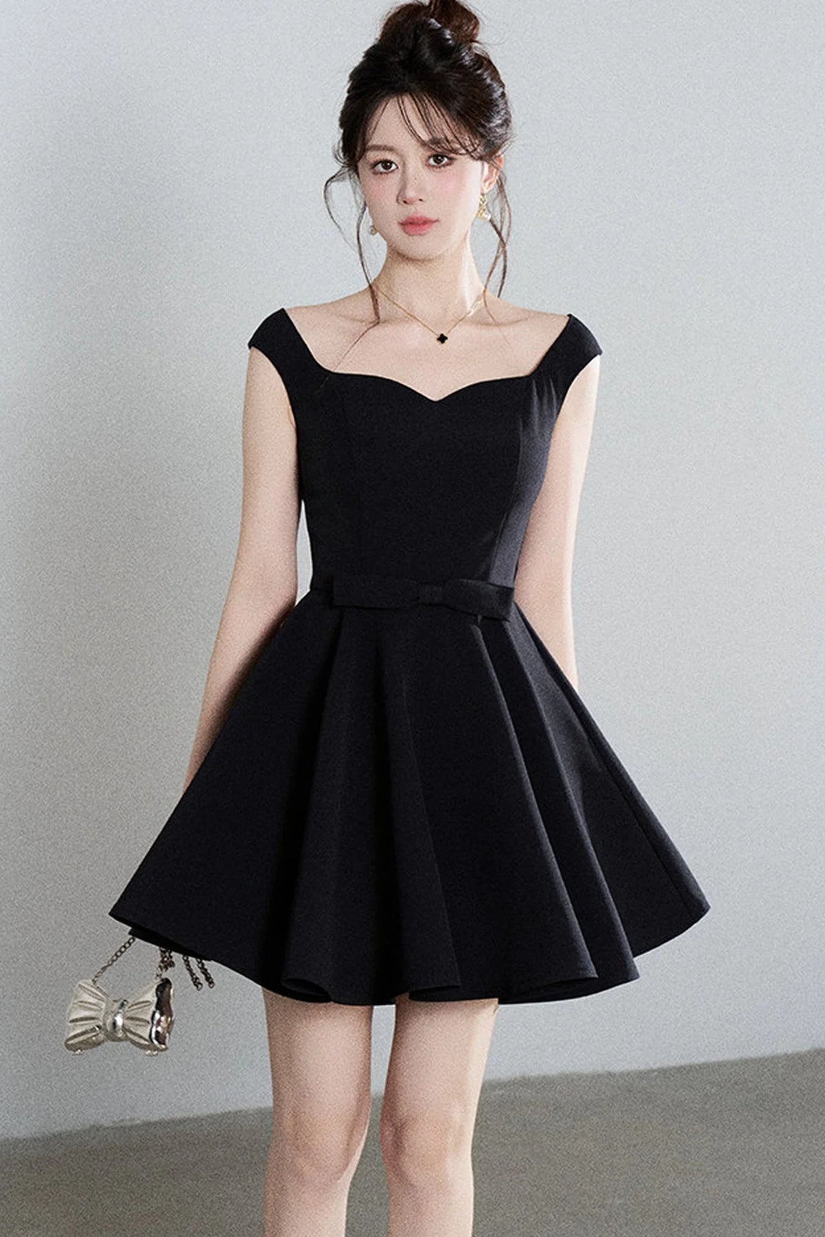 Black Square-Neck Puffy A-Line Dress
