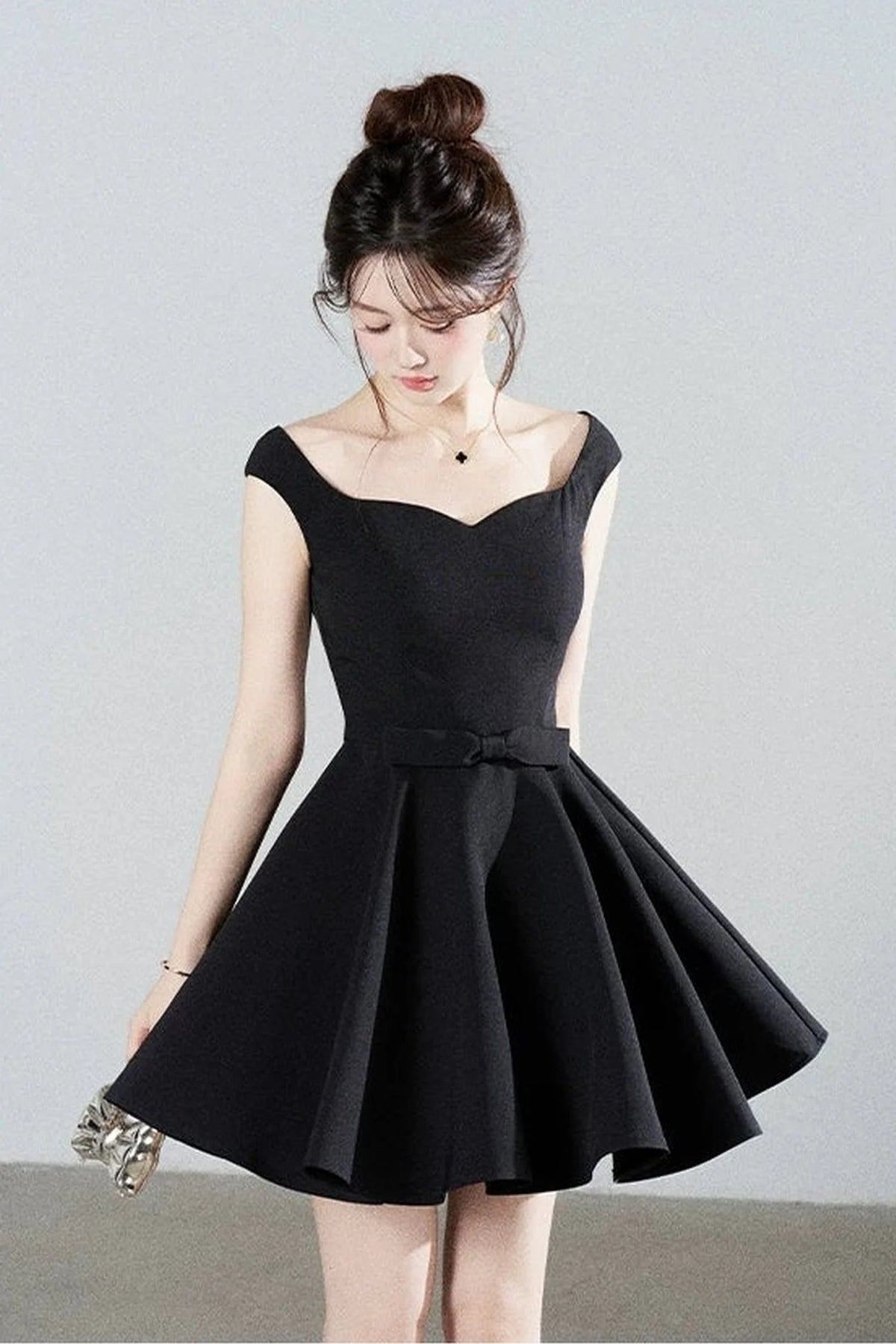 Black Square-Neck Puffy A-Line Dress
