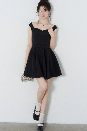 Black Square-Neck Puffy A-Line Dress