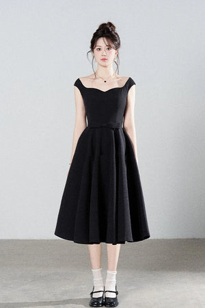 Black Square-Neck Puffy A-Line Dress