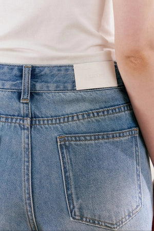 Blue Denim Jeans With Rhinestone Five-Petal Flower