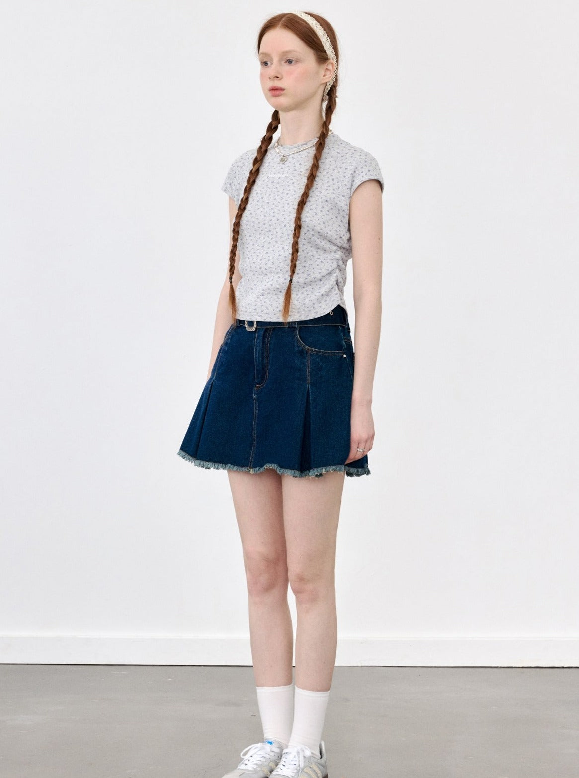 Bow Embroidered T-Shirt