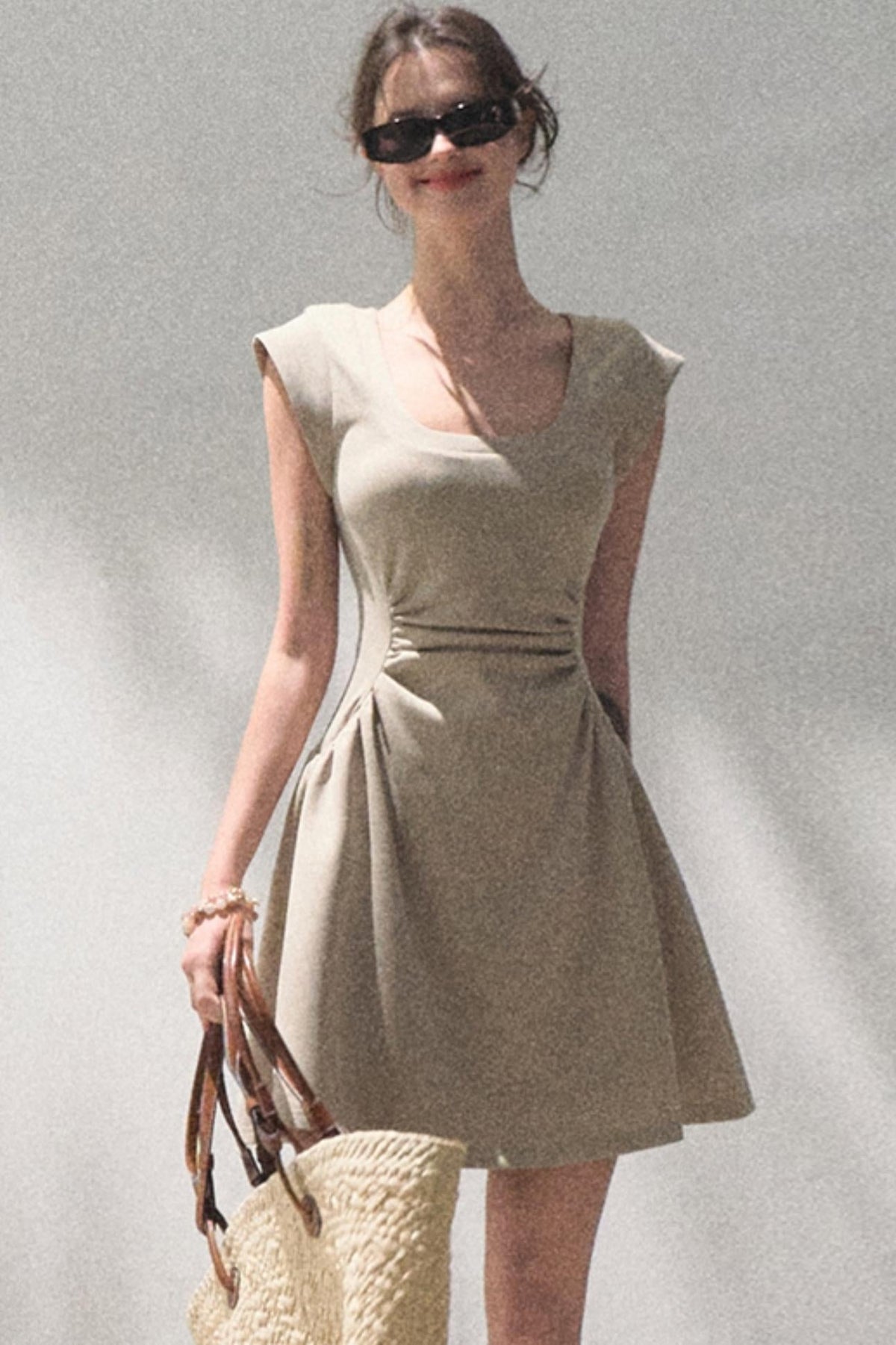 Breeze U-Neck Dress