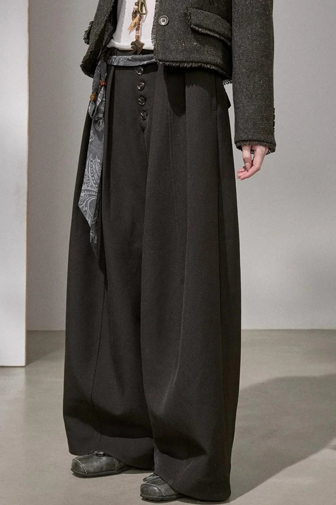 Button Pleated Winter Pants