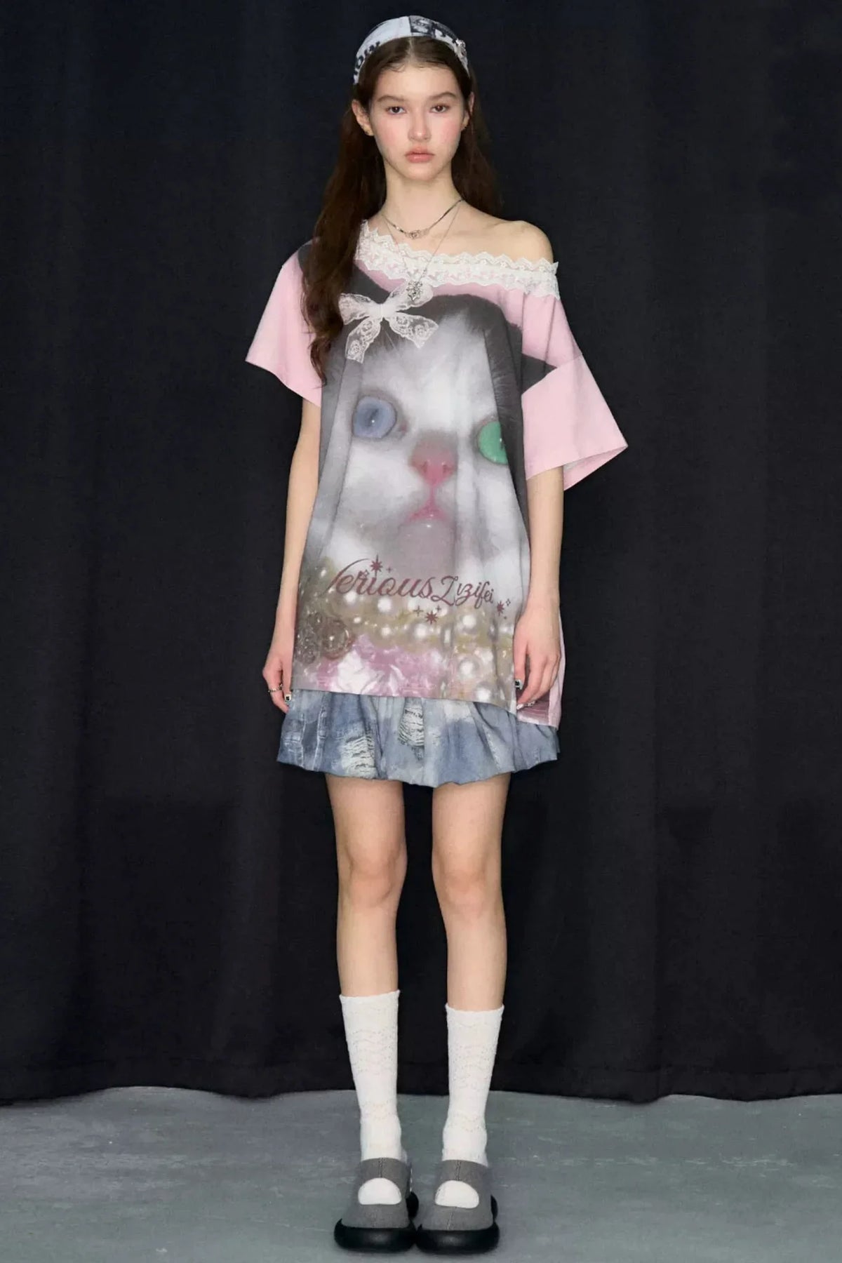 Cat Print Lace Collar Oversized T-Shirt