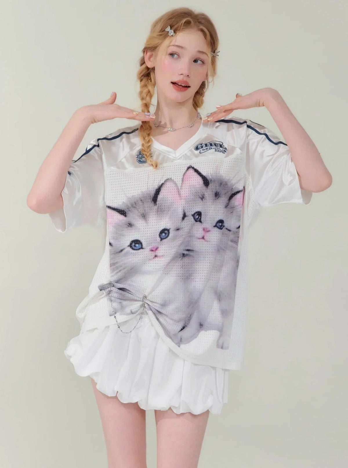 Cat Print Loose V-Neck T-Shirt