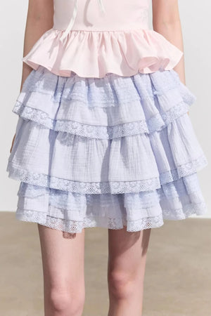 Chic Floral Lace High-Waisted Mini Skirt