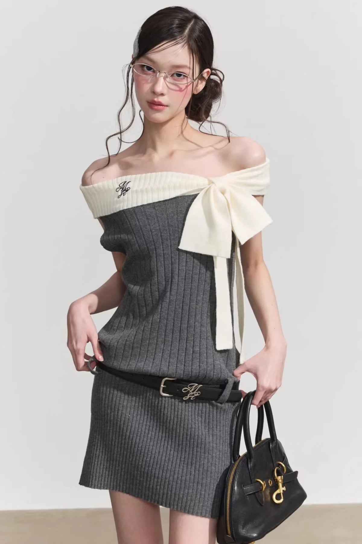 Chic One-Shoulder Bow Tie Mini Dress