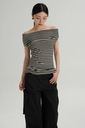 Chic One-Shoulder Top