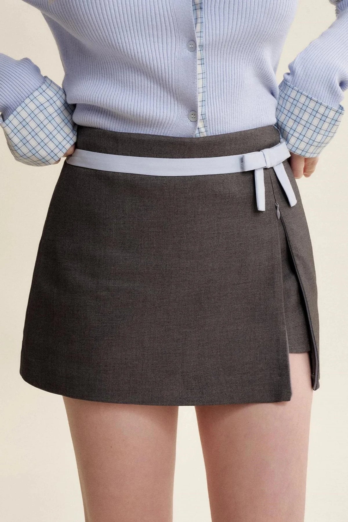 Chic Wool Blend Bow-Accent Mini Skirt