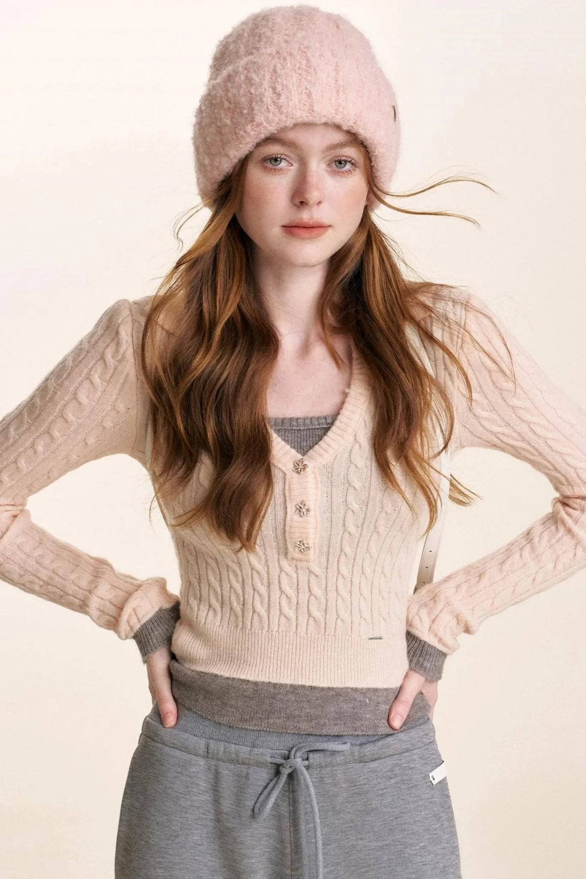 Cloud V-Neck Knit