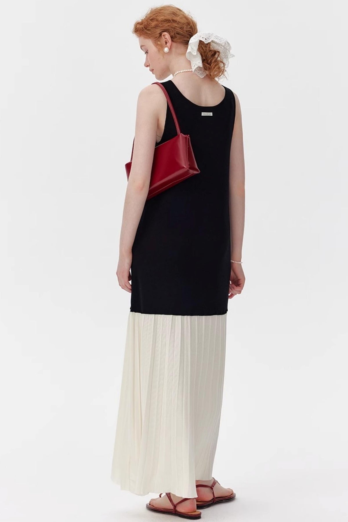 Color-Block V-Neck Sleeveless Dress