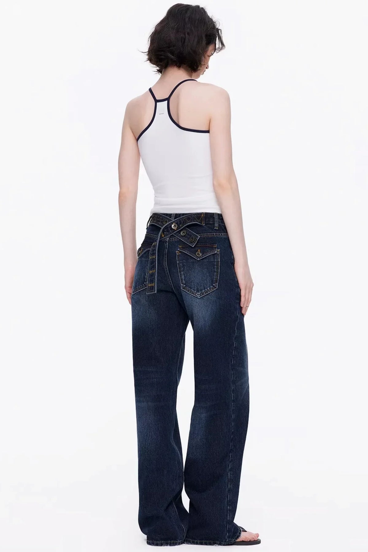 Color-Contrasting Slim-Fit Vest