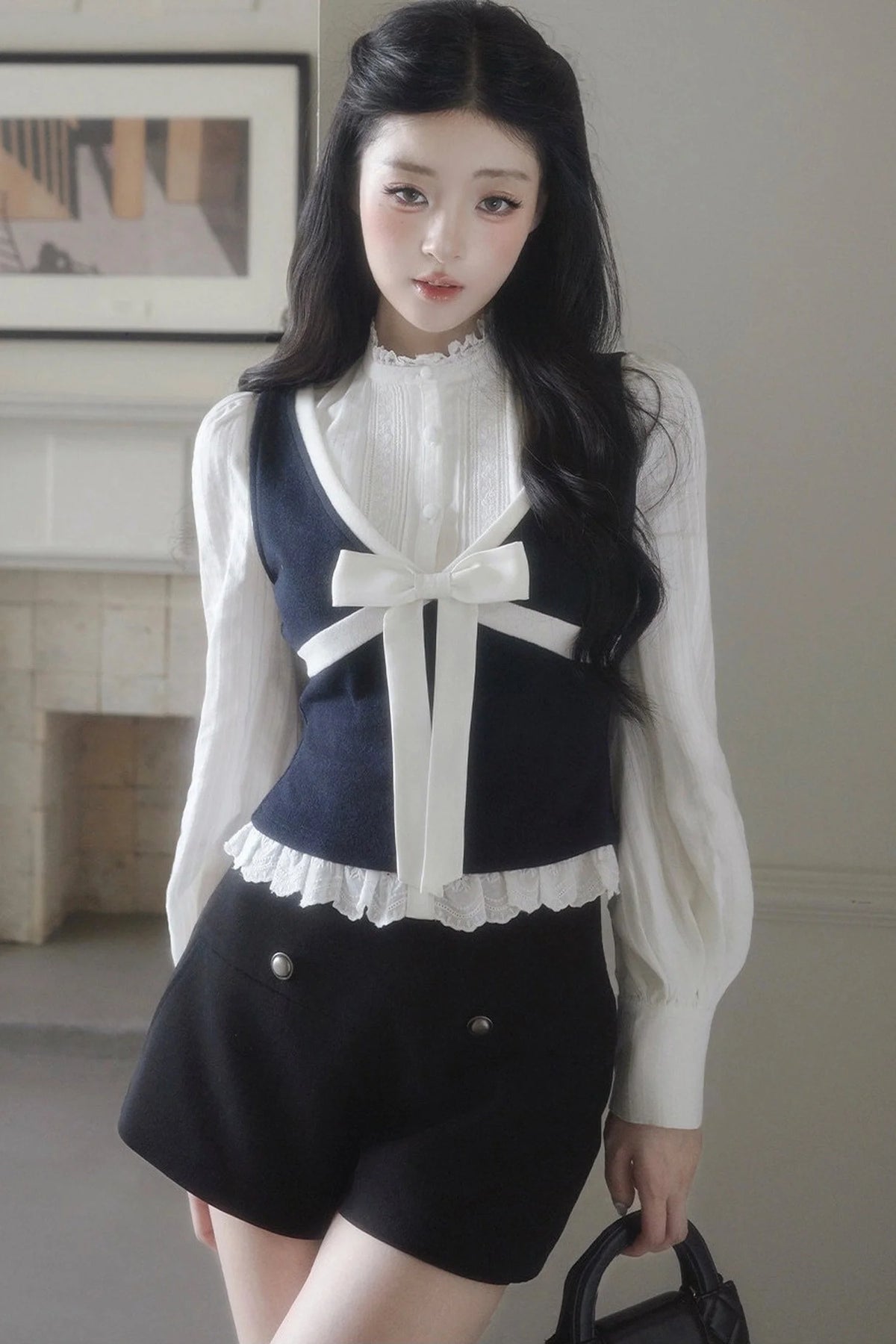 Contrast Bowknot Knitted Vest
