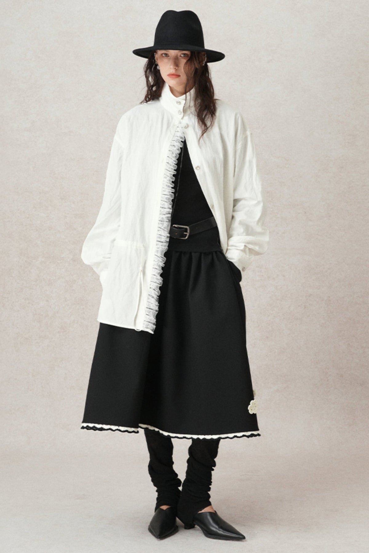 Contrast Line Round Neck Layered Top