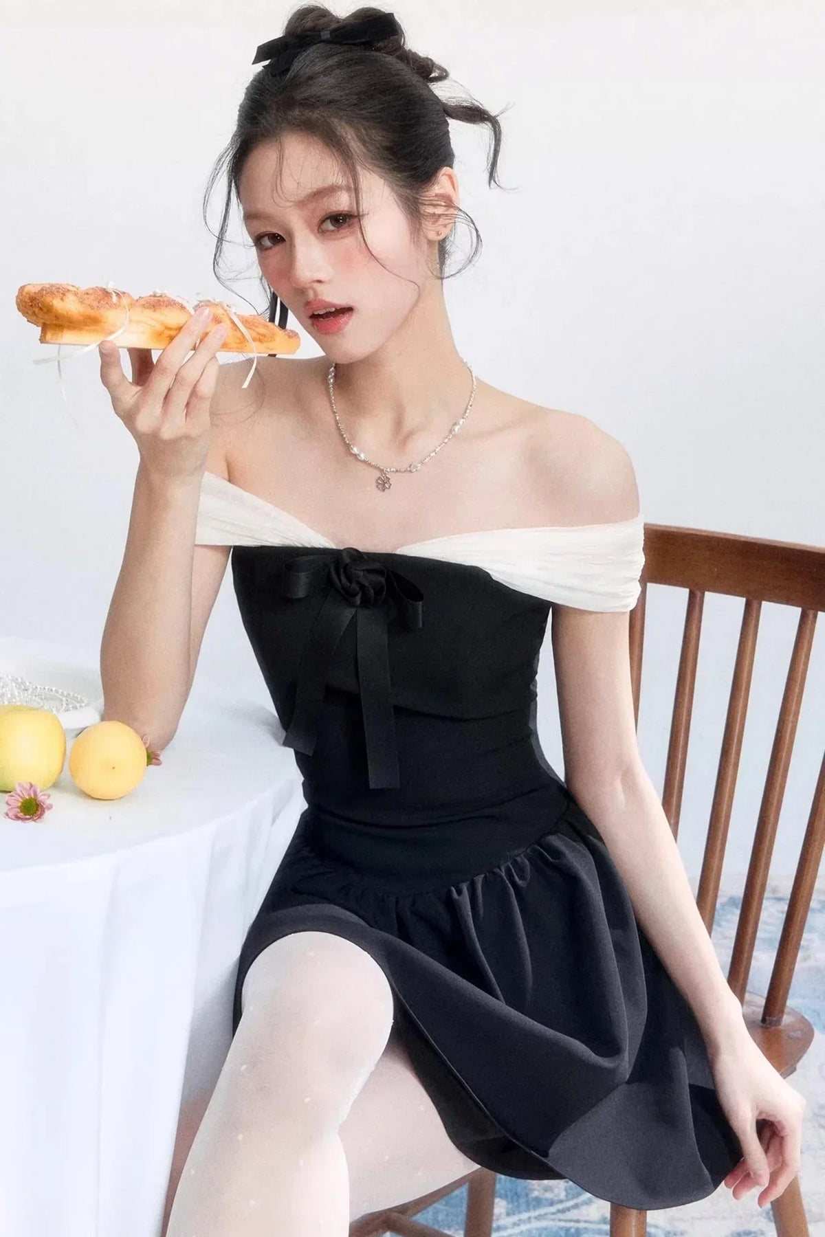Contrasting Color Off-Shoulder Dress