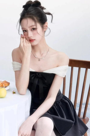 Contrasting Color Off-Shoulder Dress