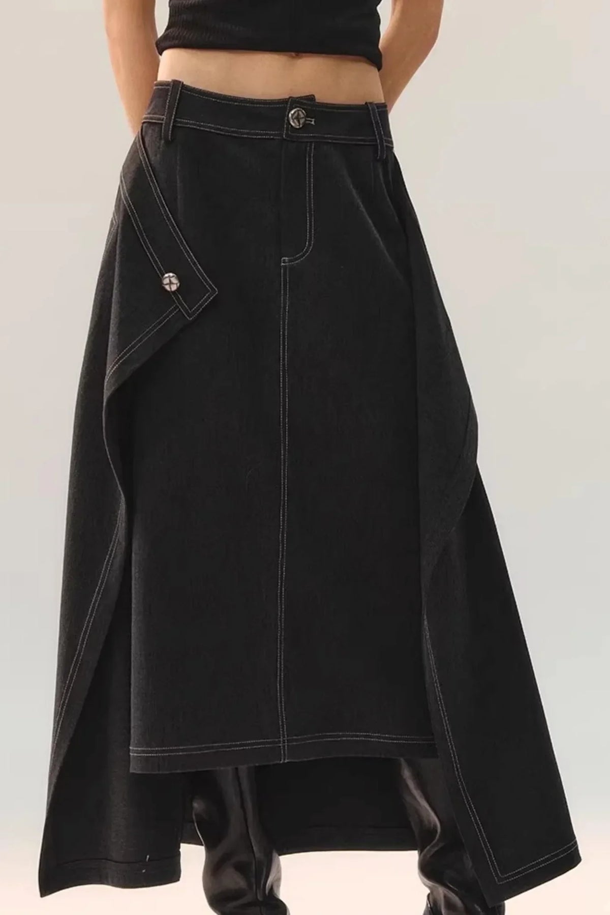 Contrasting Layered Half Skirt