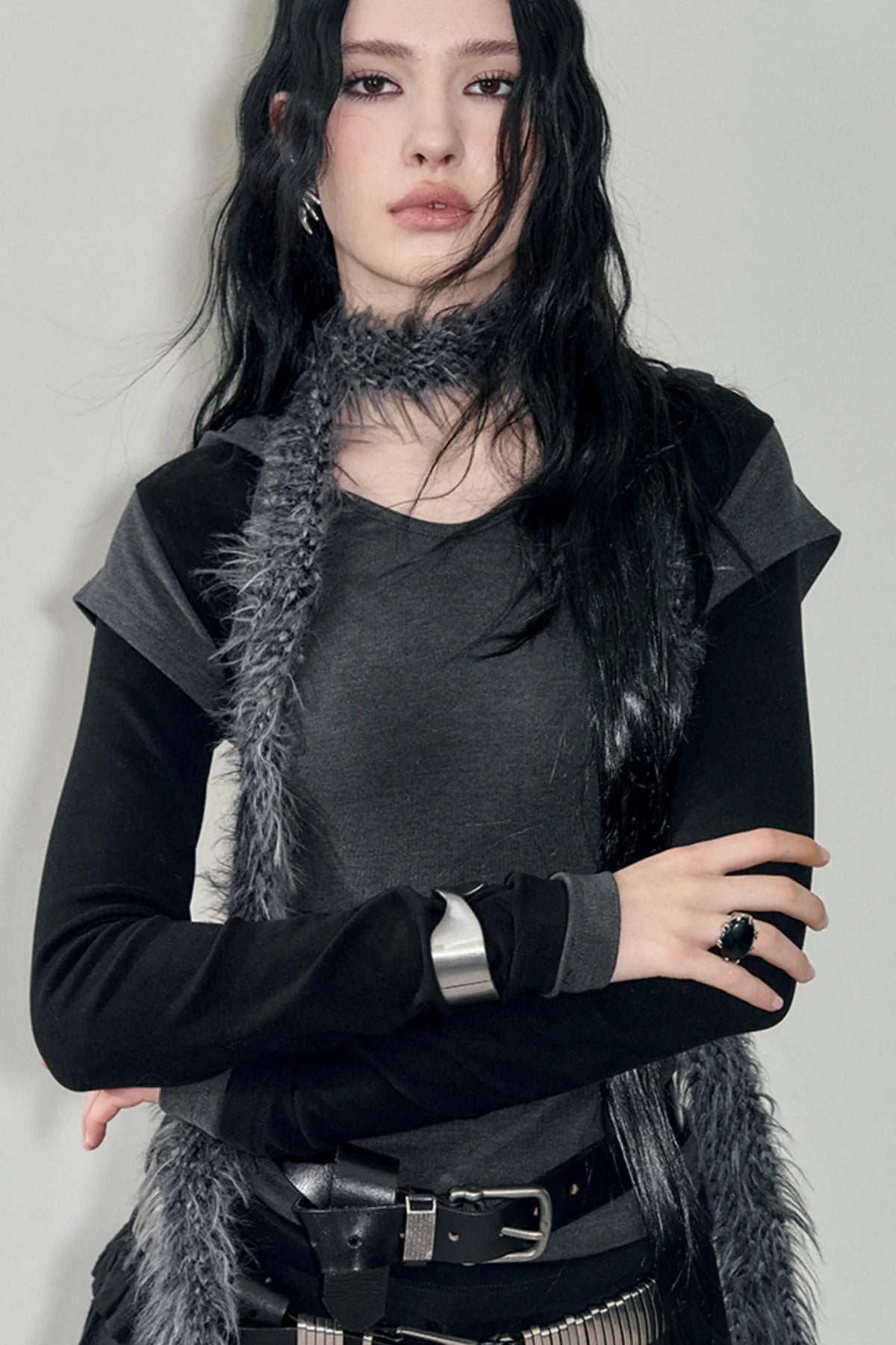 Contrasting Long-Sleeve Hooded Top