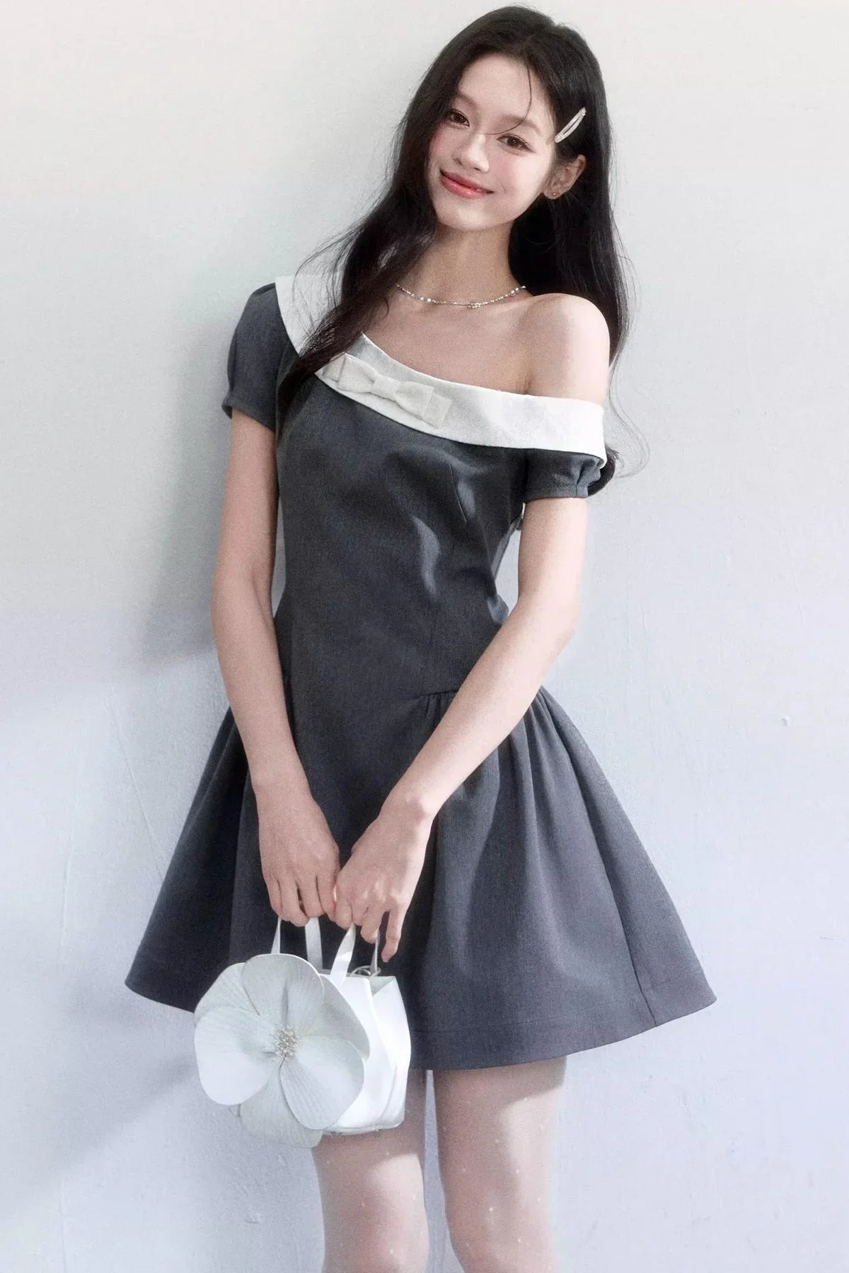 Contrasting Off-Shoulder Princess Dress
