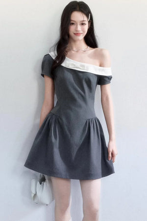 Contrasting Off-Shoulder Princess Dress