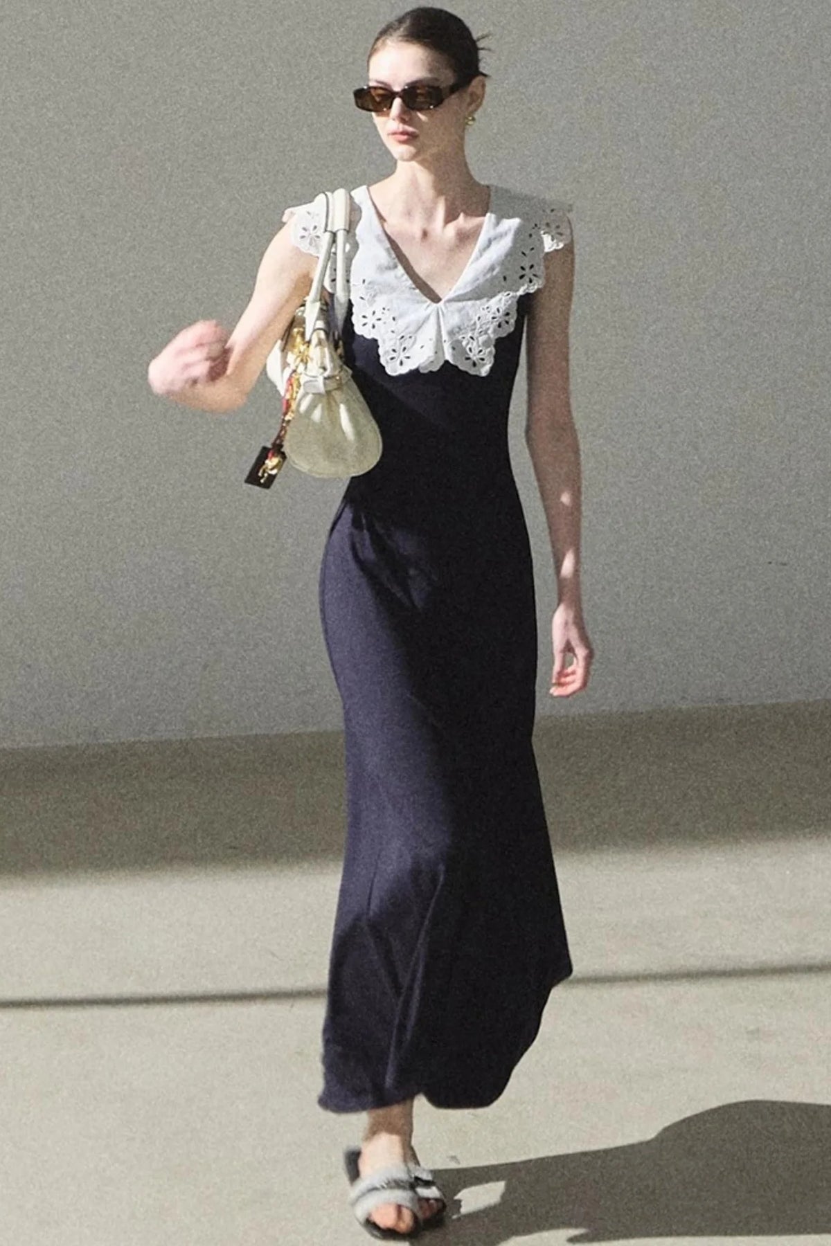 Cotton Sleeveless Backless Waist-cinching Dress