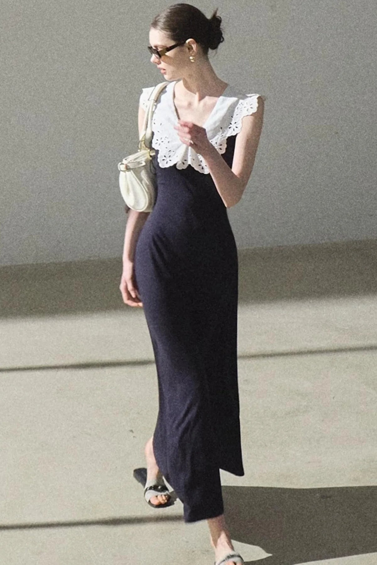Cotton Sleeveless Backless Waist-cinching Dress