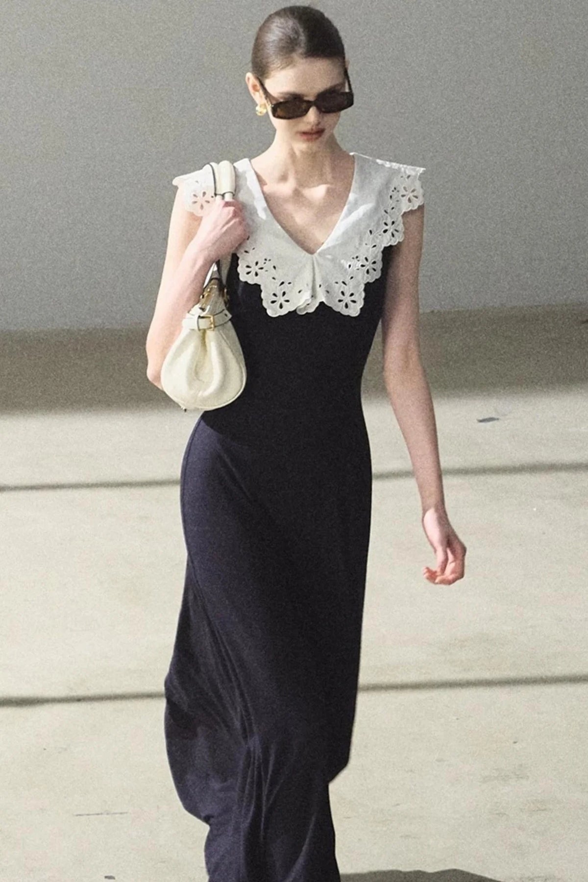 Cotton Sleeveless Backless Waist-cinching Dress