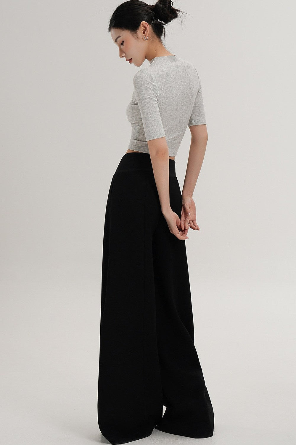 Cropped High Neck Short Sleeve Top